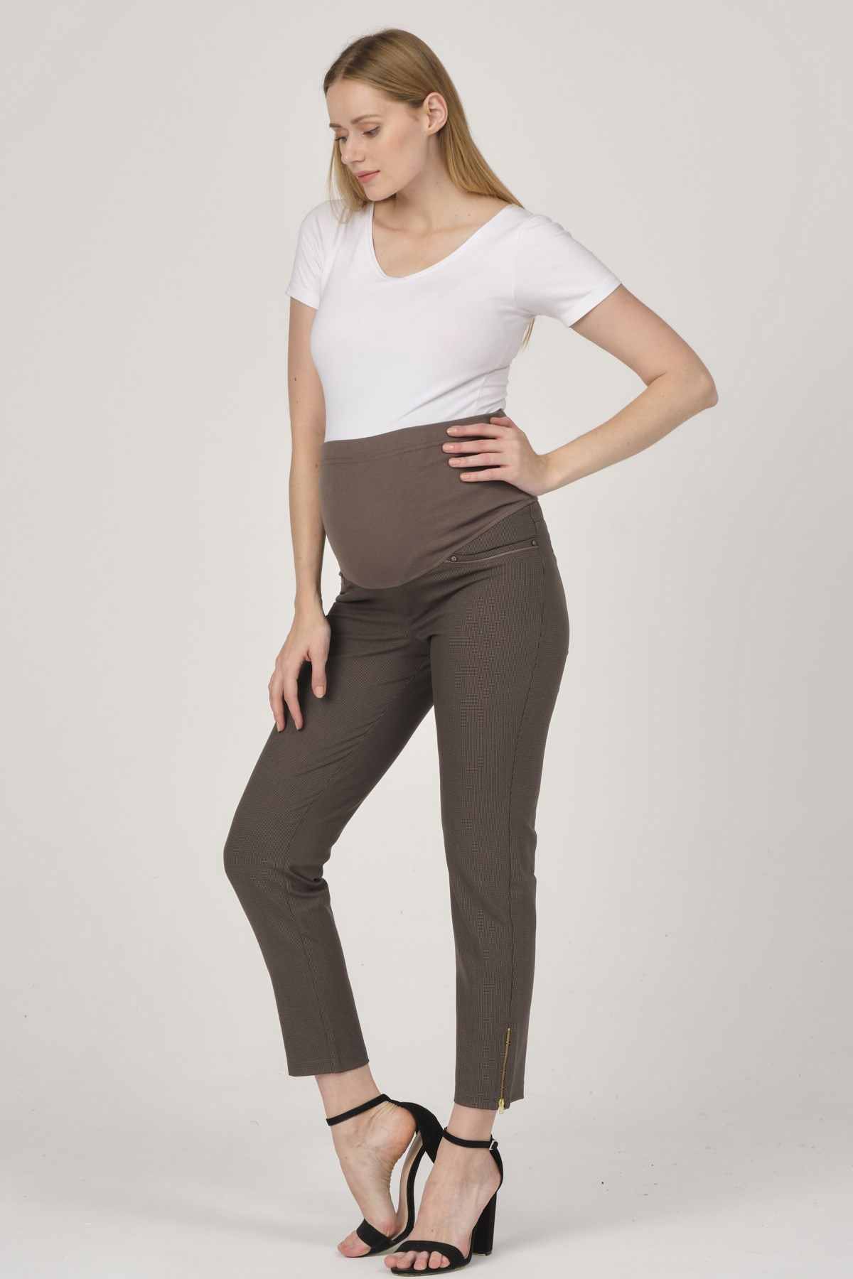 Maternity Gabardine Zippered Trotter Brown