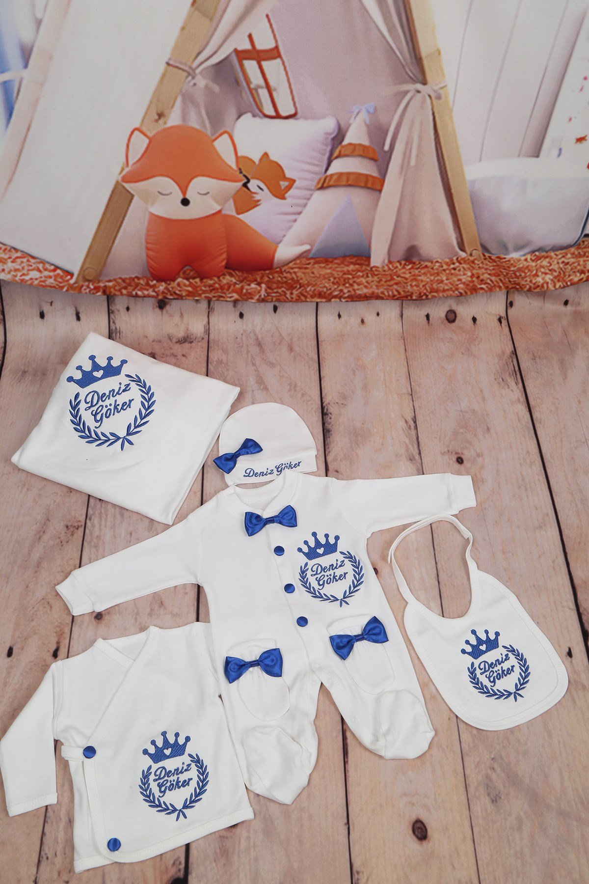 İsme Özel Tac Nakış işlemeli 10'lu Bebek Tulum Seti-1049