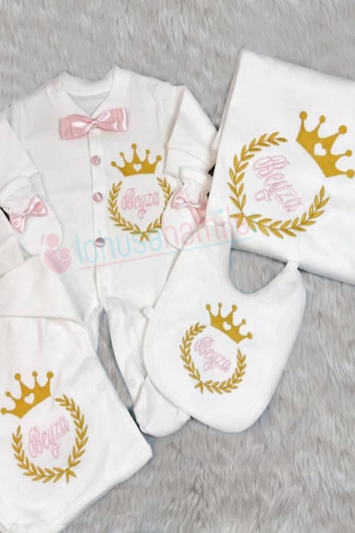 İsme Özel Tac Nakış işlemeli 10'lu Bebek Tulum Seti-1052