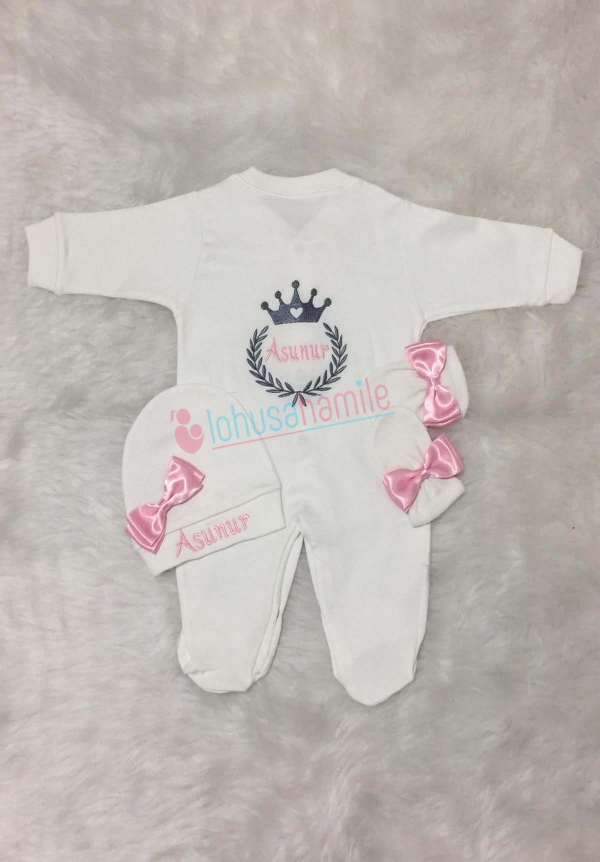 İsme Özel Tac Nakış İşlemli 3'lü Bebek Tulum Seti-3025