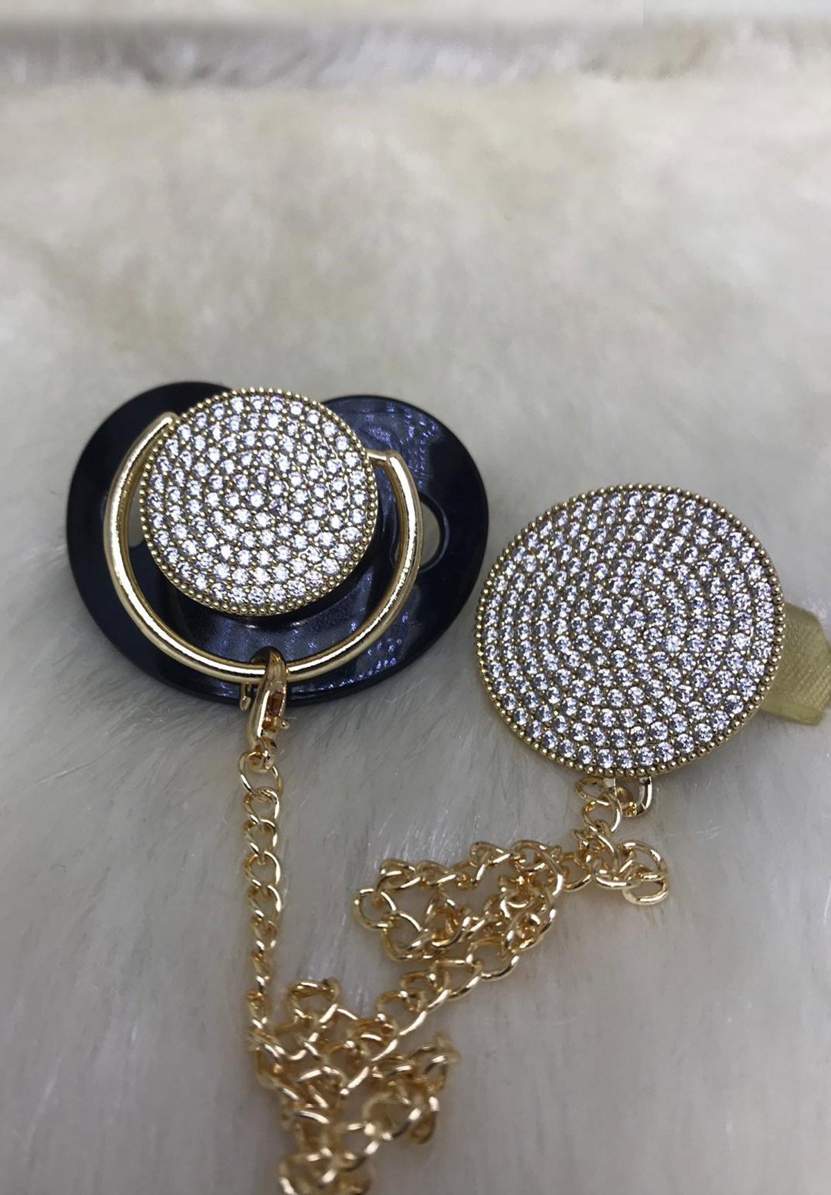 Lh 551 Zirkon Taşlı Emzik ve Zincir Takımı