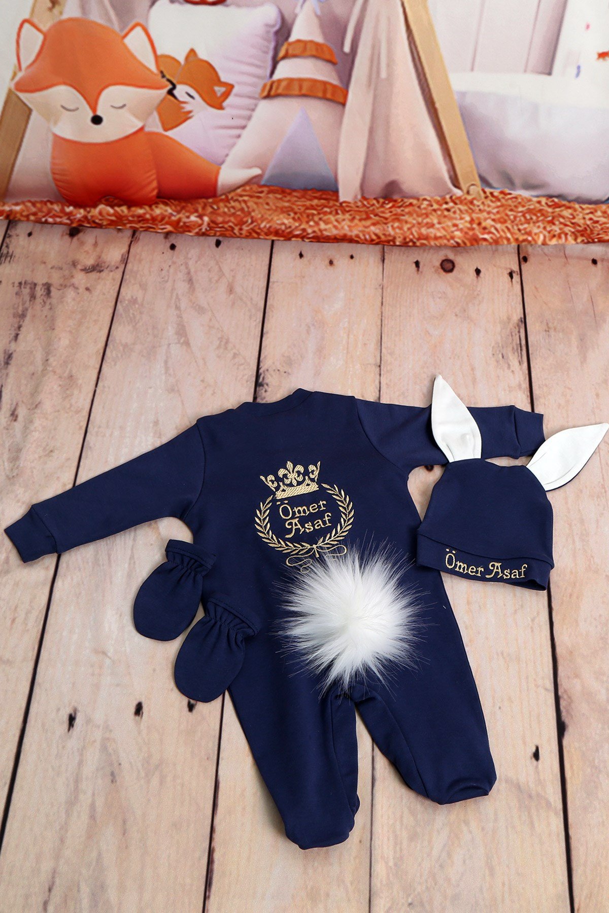 Lh3082 İsme Özel Tavşanlı Lacivert Beyaz Tac Nakışlı Hastane Çıkışı 3lü Set