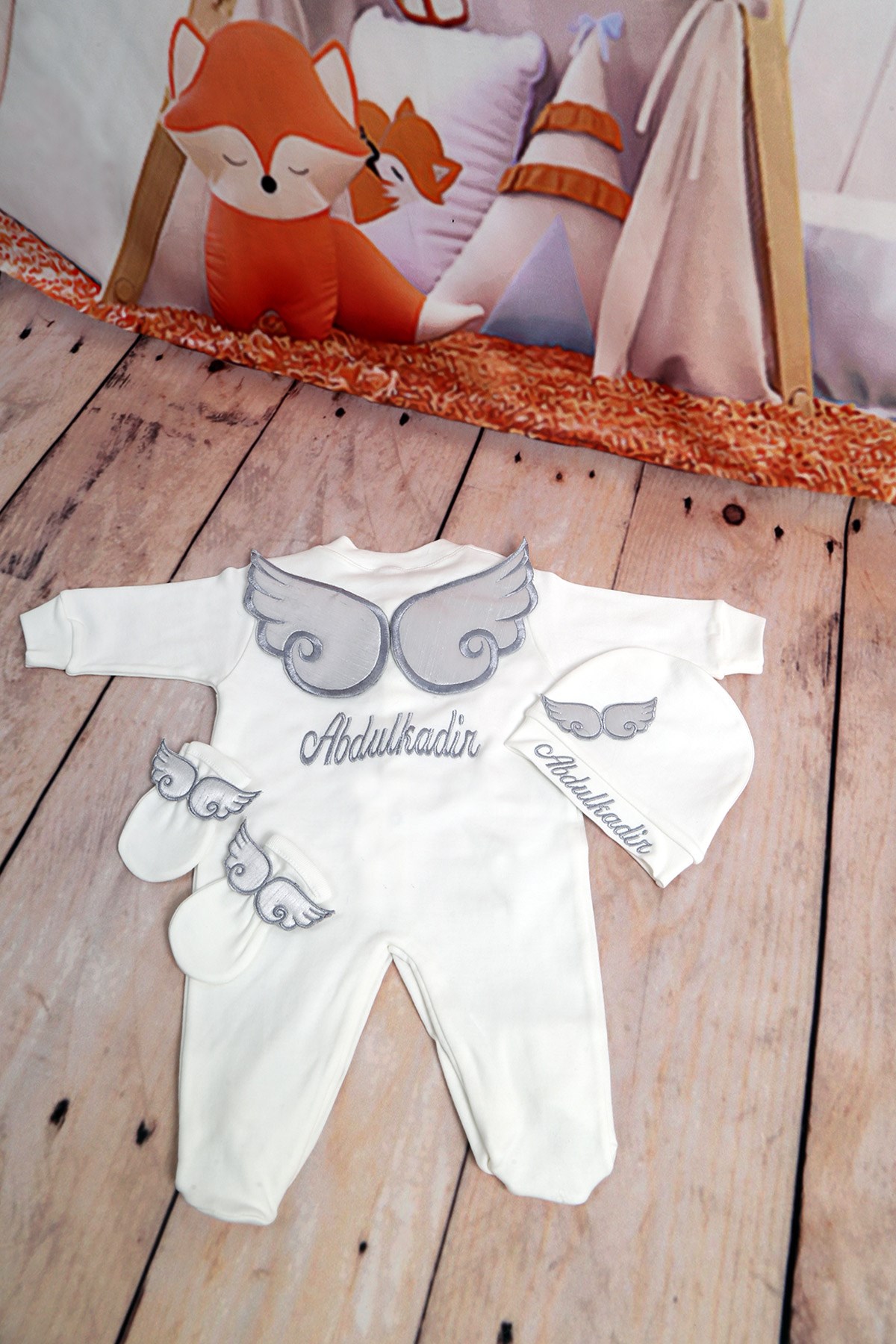 Lh3093 İsme Özel Kanat Nakışlı Hastane Çıkışı 3lü Set