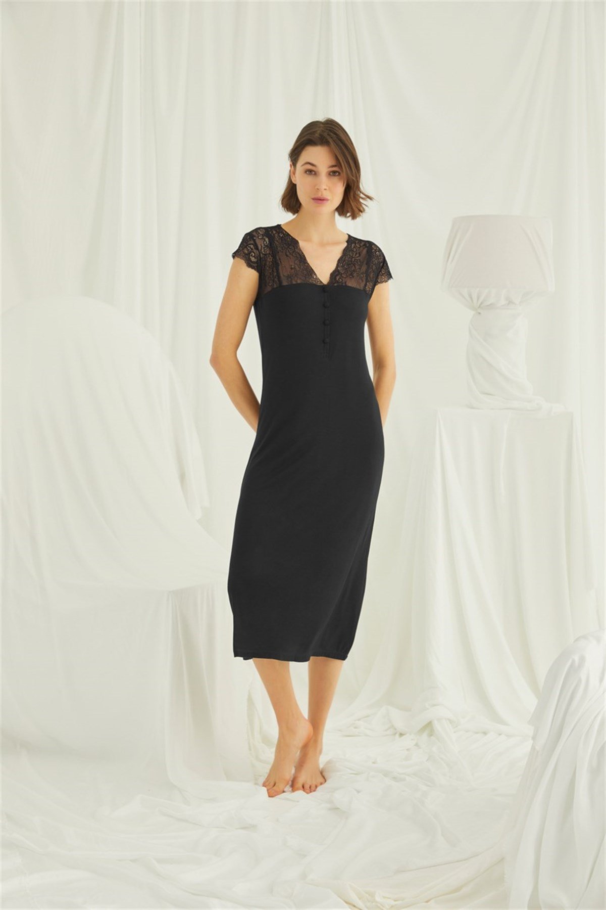 Monamise 18406 Omuzları Dantel Detaylı Siyah Lohusa Gecelik