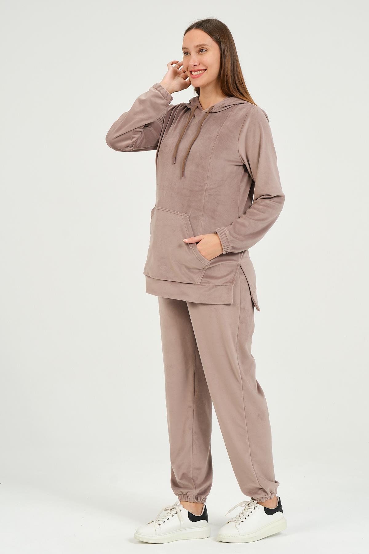 Busa Hamile Emzirme Detaylı Kapüşonlu Kadife Takım Vizon