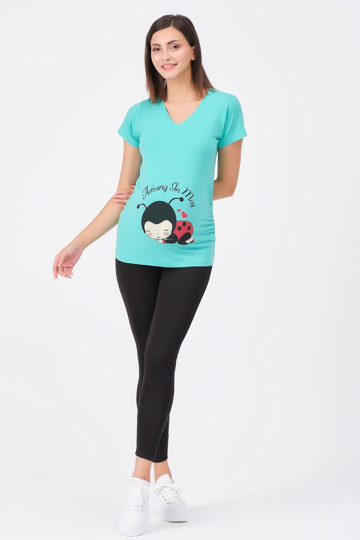 Busa Hamile V Yaka Uğur Böceği Baskılı Tişört Açıkyeşil