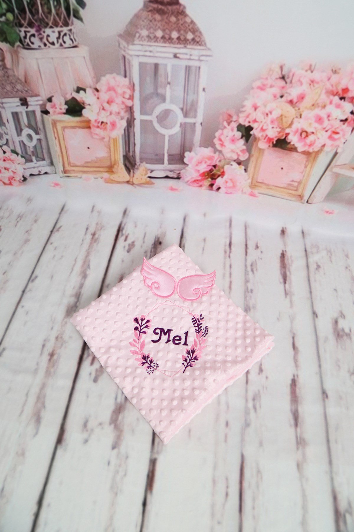 İsme Özel Astilbe Esintili Nakışlı Bebek Battaniyesi B7060