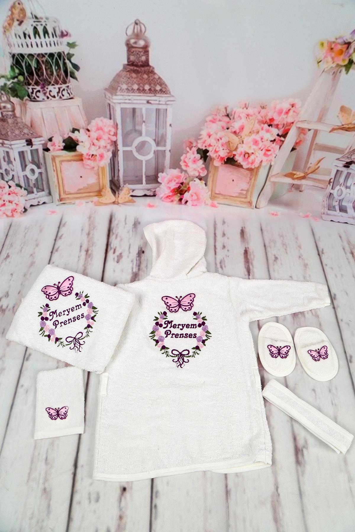 İsme Özel Kelebek Çiçek Nakışlı Bebek Bornoz Seti