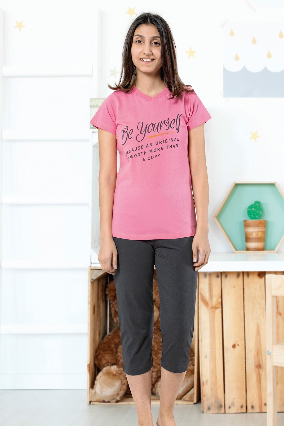 Kız Çoçuk Garson Kapri Pijama Takım 8057