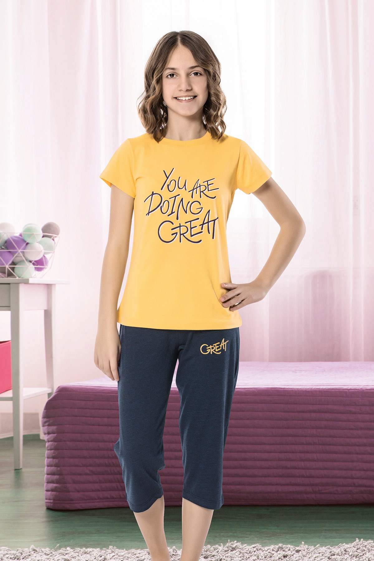 Kız Çoçuk Garson Kapri Pijama Takım 8081