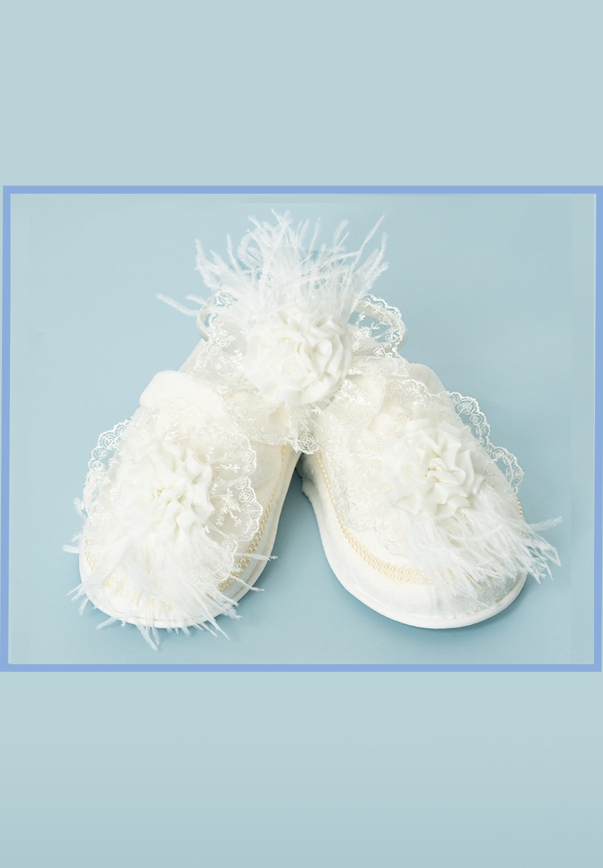 MECIT 325 Feather Lace Embroidered Maternity Crown and Slipper Set