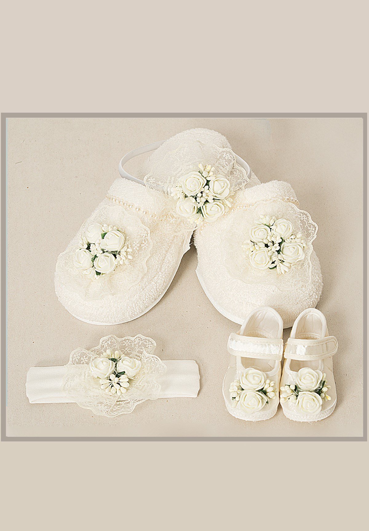 Lh 501 Ecru Flower MomMy Baby Crown and Slipper Set