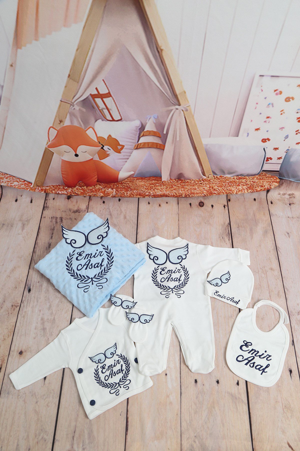 LH1032 İsme Özel Kanatlı Ve Nakışlı Hastane Çıkışı 10'lu Set