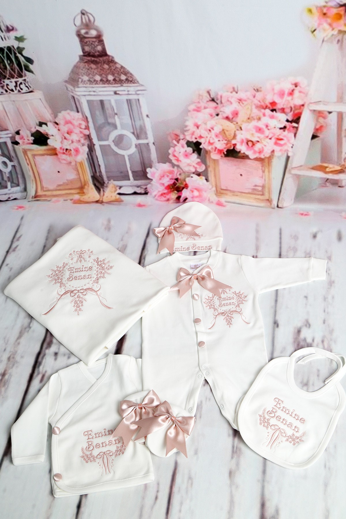 Lh1096 İsme Özel Minss Desen Nakışlı 10lu Hastane Çıkışı Seti