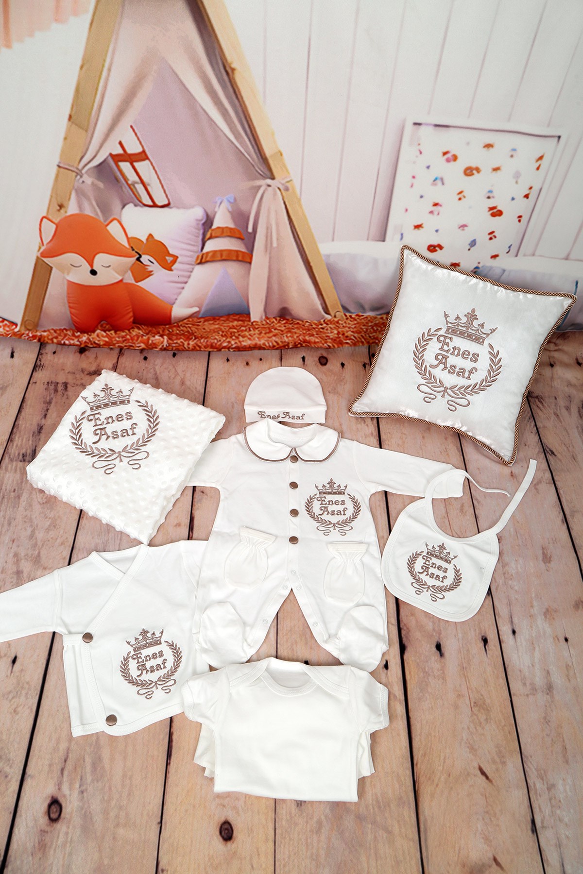 Lh1110 İsme Özel Yaka Detaylı Hastane Çıkışı 11li Set