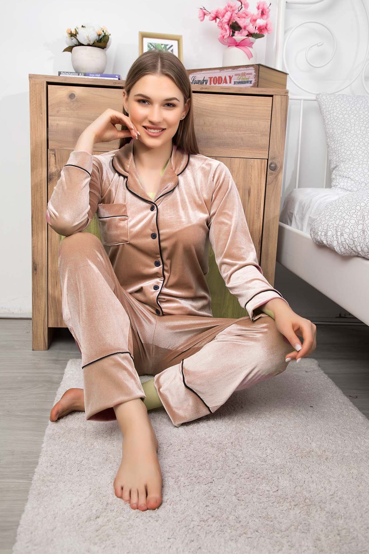 Polat Yıldız 30104 Kadife Önden Düğmeli Lohusa Pijama