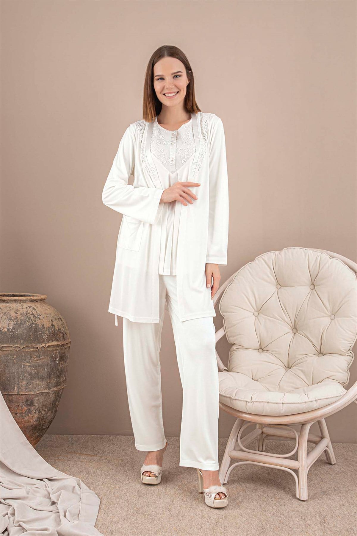 Rozalinda 124 Ekru Emzirme Özellikli Sabahlıklı Lohusa Pijama Takımı