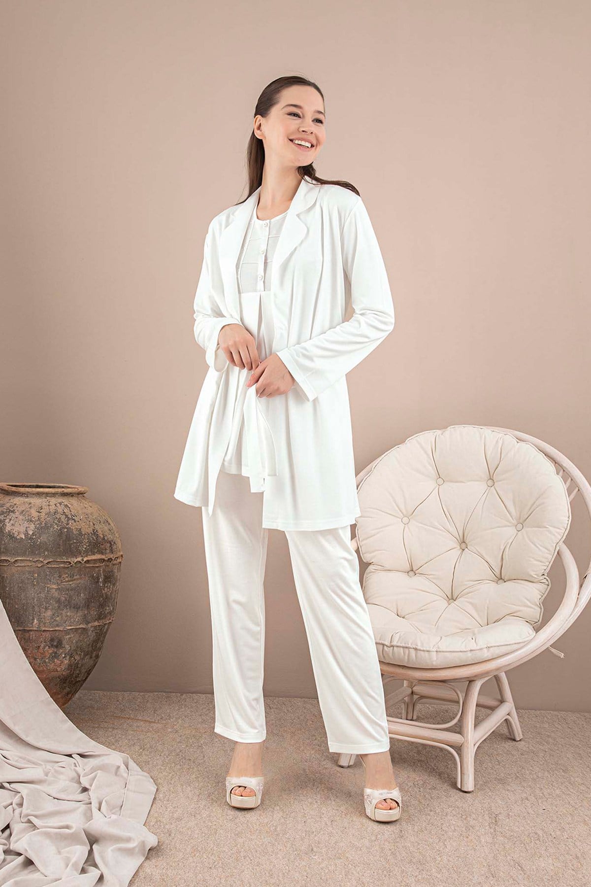 Rozalinda 126 Ekru Emzirme Özellikli Sabahlıklı Lohusa Pijama Takımı
