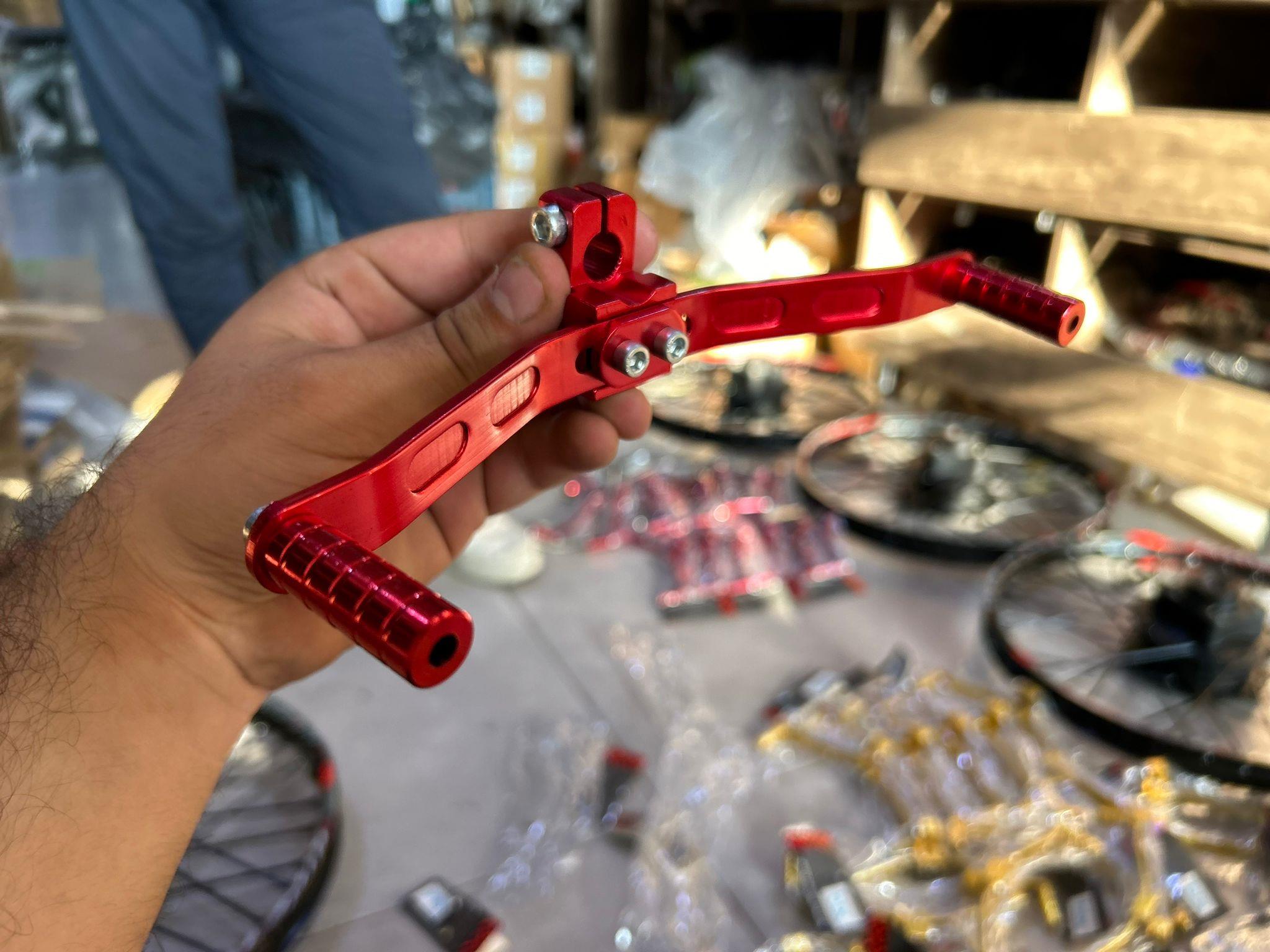 CG-CUP UYUMLU KIRMIZI VİTES PEDAL 