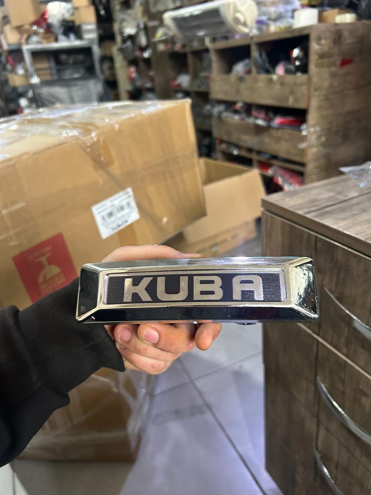 CG ÖN AMBLEM (KUBA) far altı yazısı
