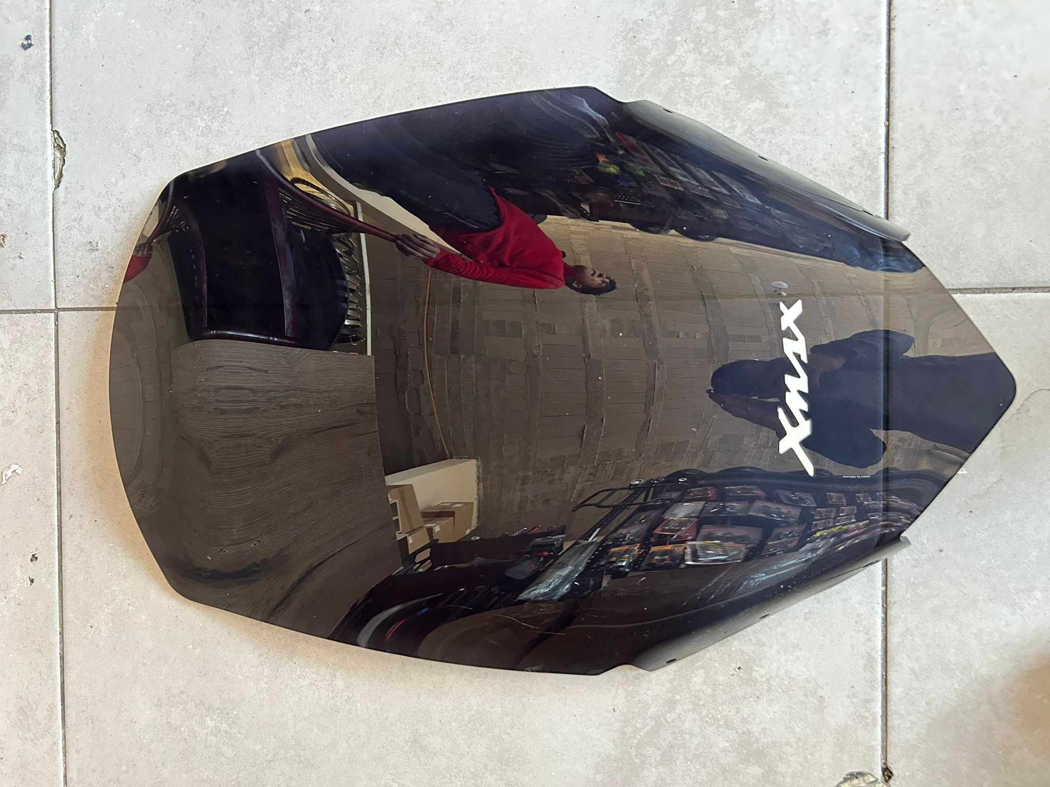 YAMAHA XMAX SİPERLİK CAMI SPOR CAM SİYAH 