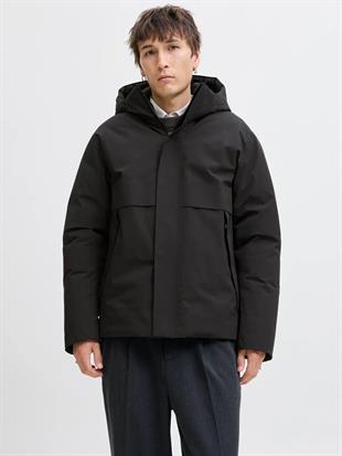 Jack & Jones JPRCCMOON JACKET SN TechFusion Erkek Mont Siyah 12280905