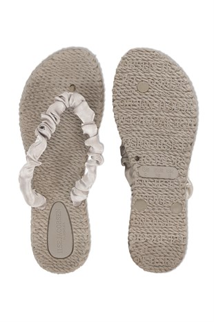 Ilse Jacobsen Cheerful06 Atmosphere Bej Parmak Arası Kadın Terlik