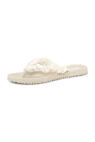 Ilse Jacobsen Cheerful06 Milk Creme Krem Parmak Arası Kadın Terlik