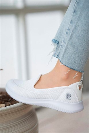 Pierre Cardin Kadın Beyaz Babet Günlük Bağsız Spor Ayakkabı 30168