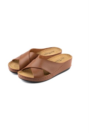 Roy Jones Kadın Kahverengi Çapraz Günlük Terlik 1802