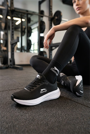 Slazenger Wise İthl Siyah Beyaz Kadın Spor Ayakkabı
