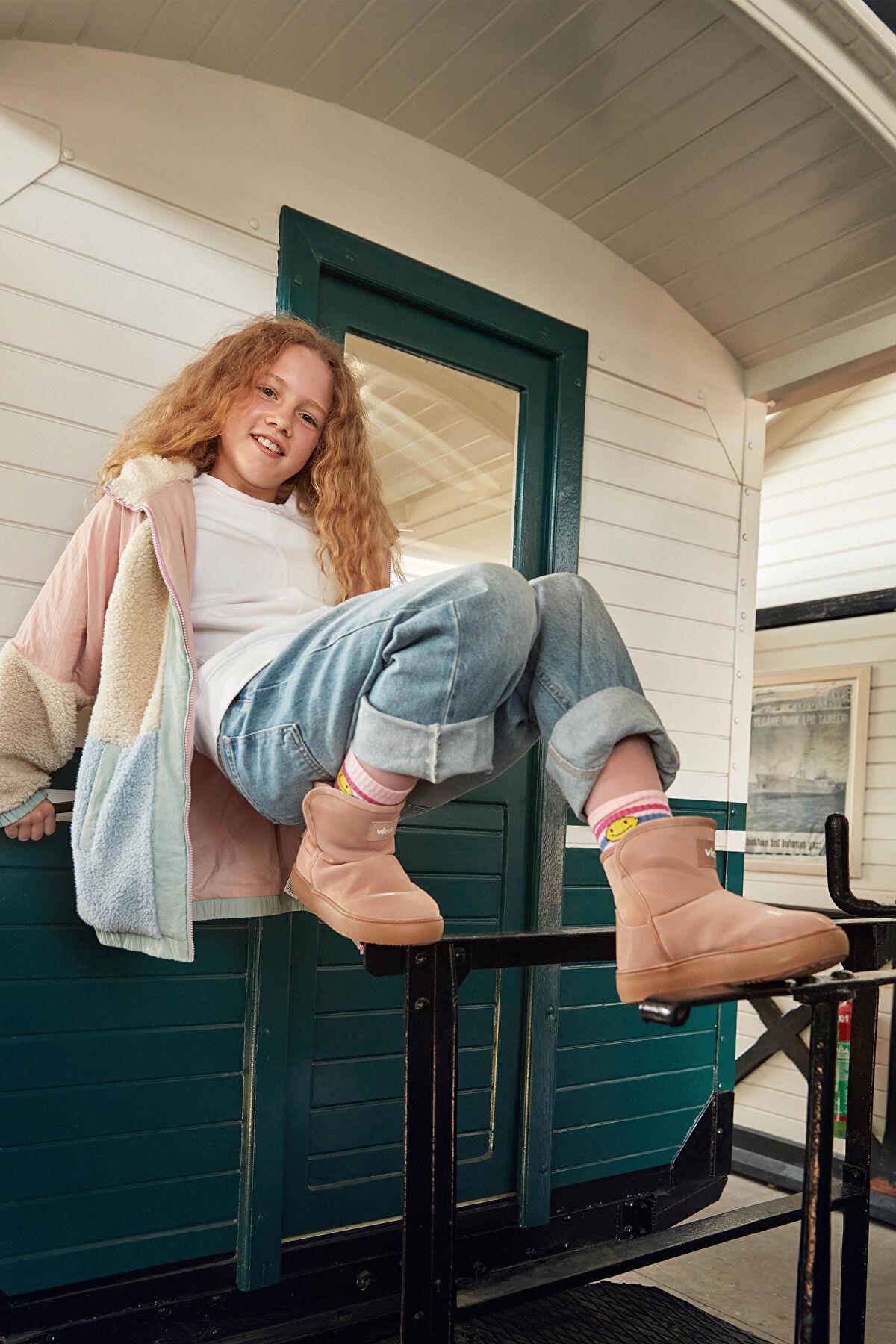 Vicco 943.F25K.503-03 Pak Kürklü Camel Çocuk Bot Çizme