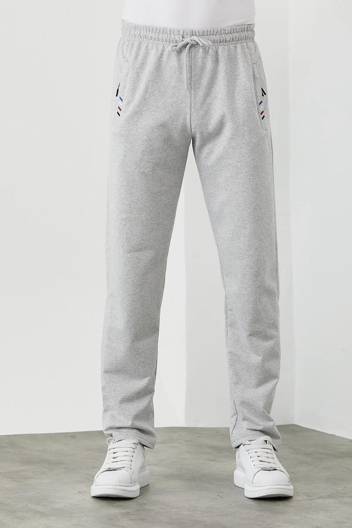 15740 Dewberry Zipper Pocket Embroidery Detailed Sweatpants-GRİ