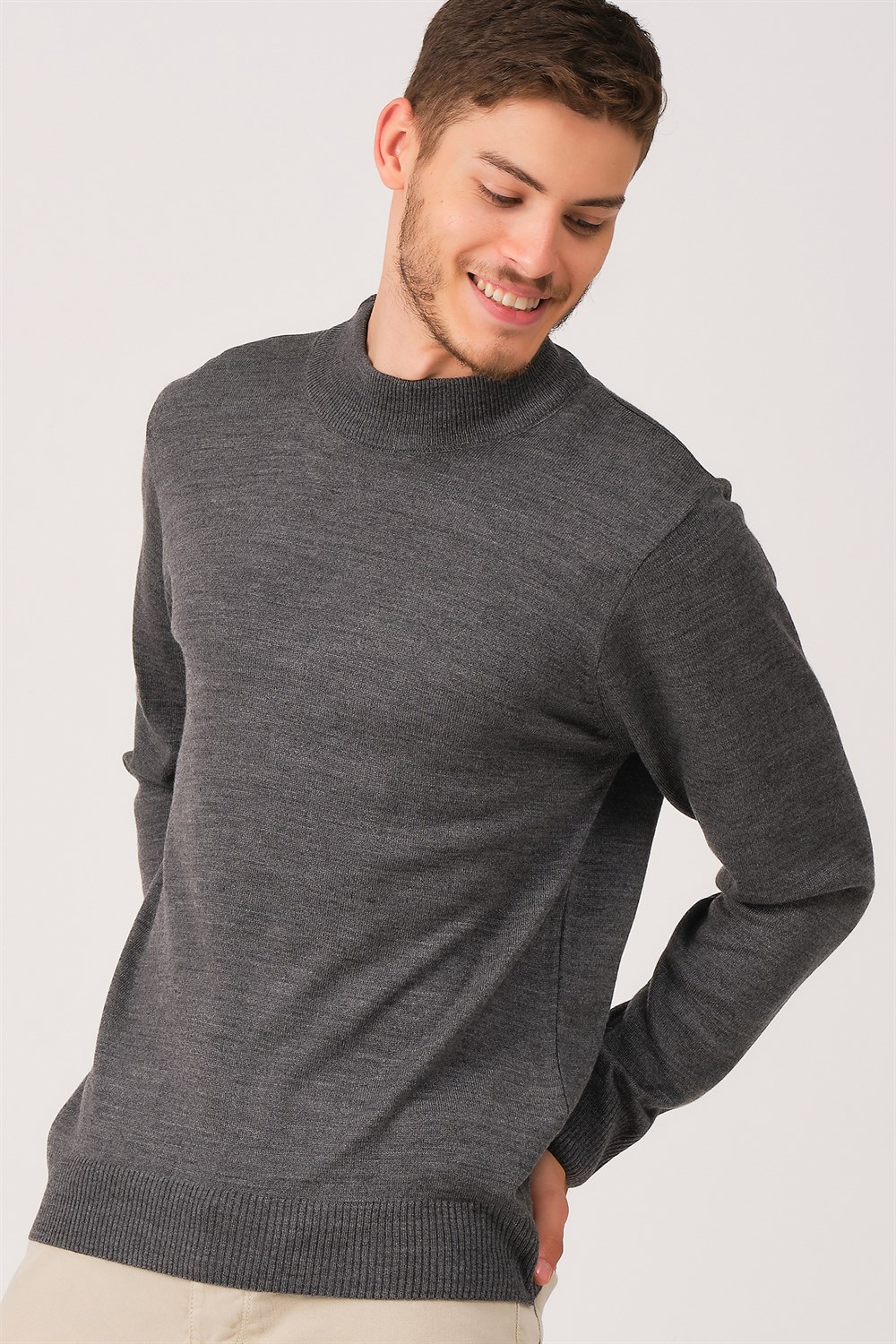 V0004 DEWBERRY ERKEK TURTLENECK KAZAK-FÜME