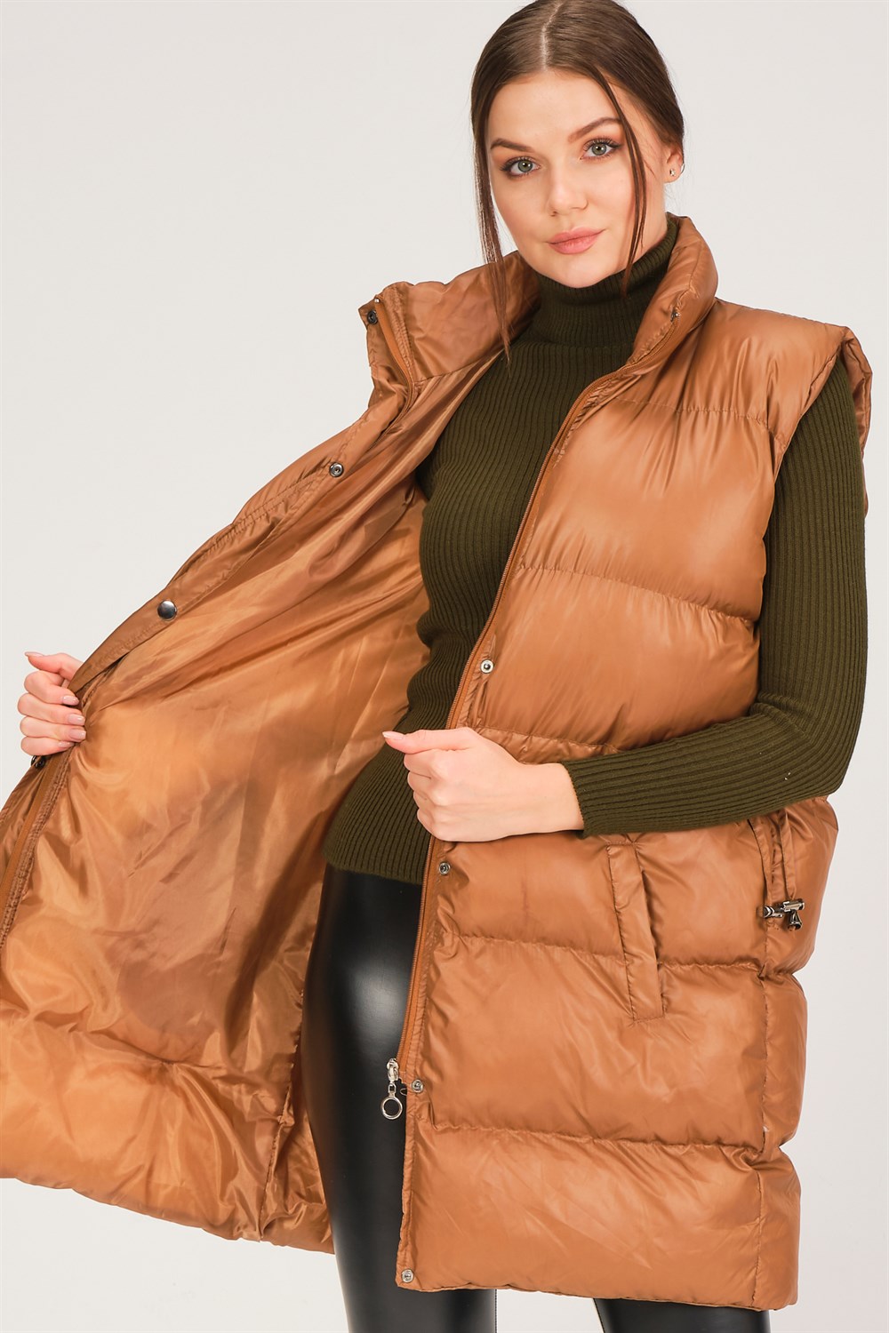Z6732 DEWBERRY HK STYLE BAYAN YELEK-CAMEL