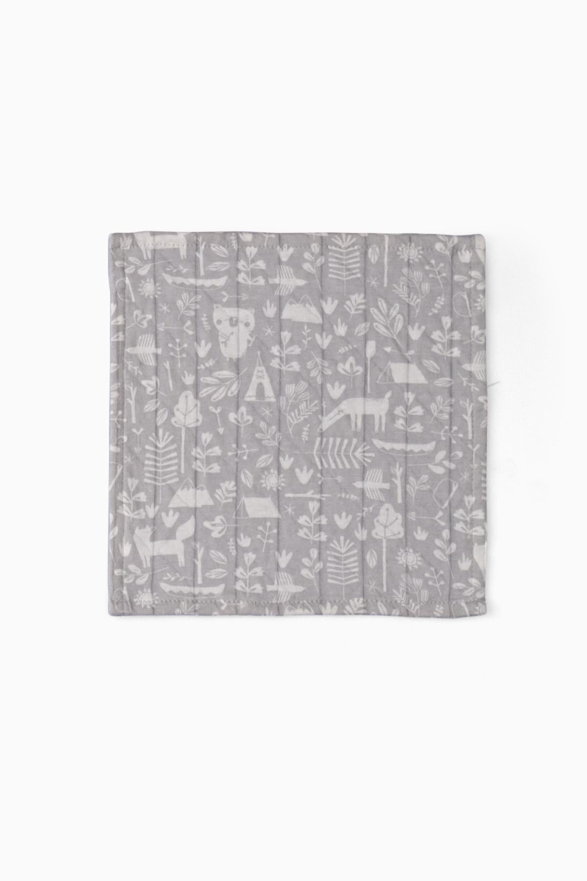 Bebek Ağız Bezi Kamp Desenli Gri 25x22 cm