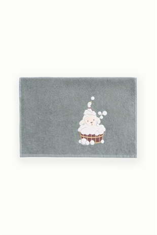 BouminiBoumini Kuzu Nakışlı Pamuk Bebek Havlusu (50x100 cm) HakiHavlu & Bornoz