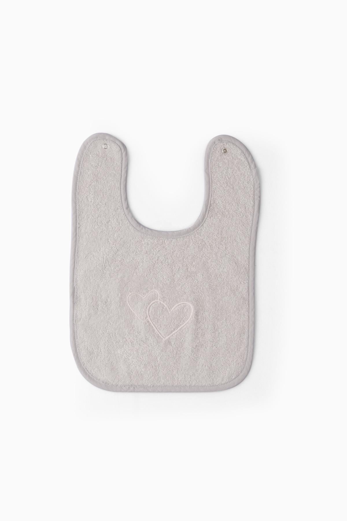 Büyük Boy Havlu Mama Önlüğü 27x37 cm Kalp Nakışlı Krem