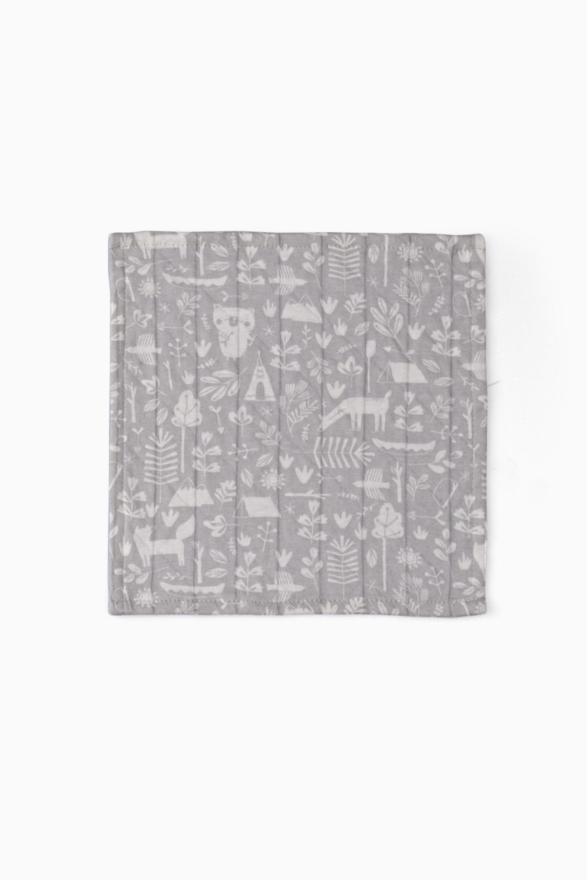 Bebek Ağız Bezi Kamp Desenli Gri 25x22 cm