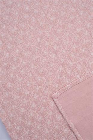 Çift Katlı Müslin Örtü ve Kese Seti 100x100 cm Pembe Yapraklar Doğal PamukMüslin Örtüler Çift Katlı Müslin Örtü ve Kese Seti 100x100 cm Pembe Yapraklar Doğal Pamuk Boumini