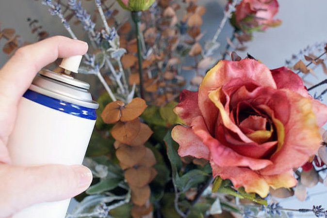 Yapay Çiçeklerinizin Ömrünü Uzatacak Temizlik ve Bakım Önerileri