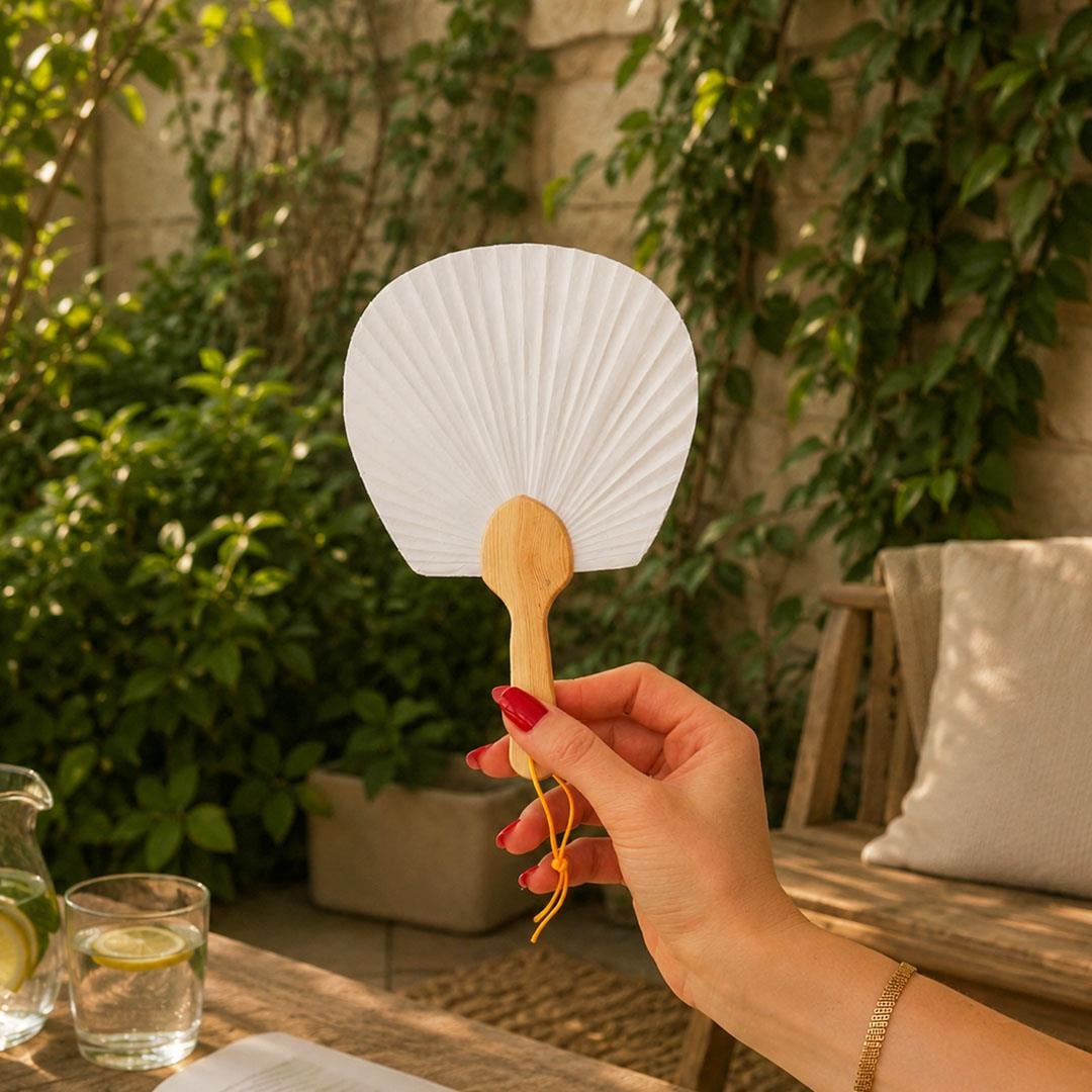 Beyaz Yelpaze Düz Kenarlı 19 cm