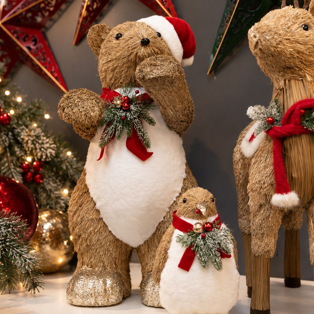 Yılbaşı Naturel Hasır Dokulu Kırmızı Şapkalı Ayakta Ayı Figürü 75 cm - Noel Baba ve Figürler