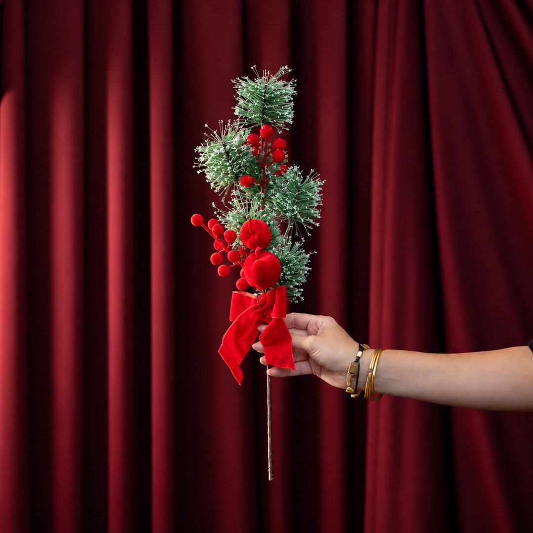 Yılbaşı Süsü Kadife Fiyonklu Flok Berry ve Narlı İğne Çam Dalı 50 cm - Yılbaşı Yapay Çiçekleri