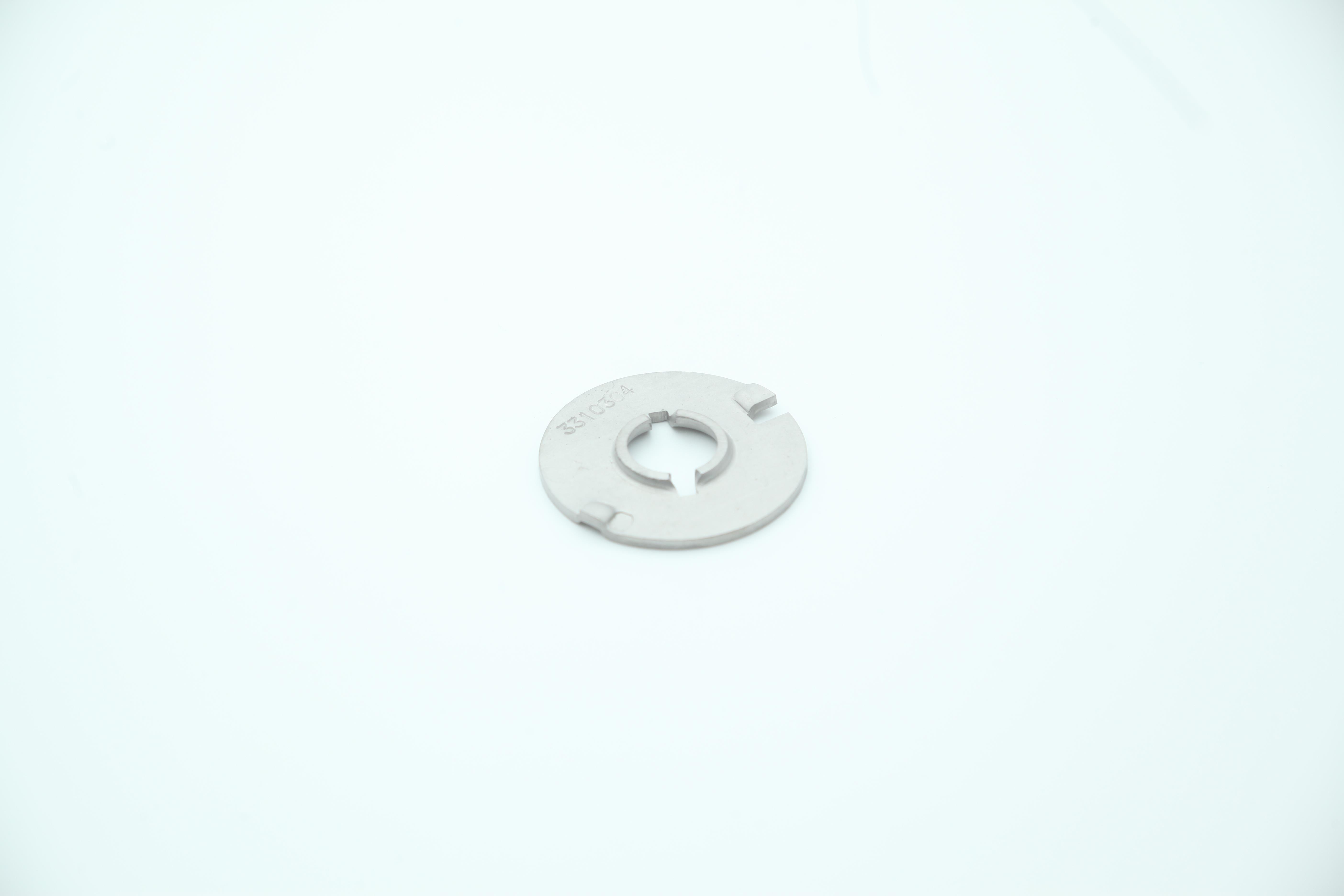 Adjusting shim