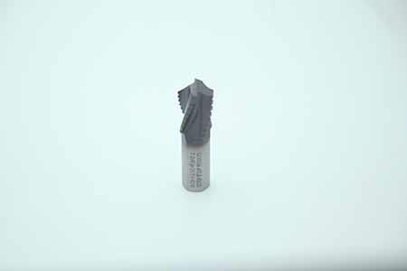 Pilot hole drill bit for 30-44 mm collaring range