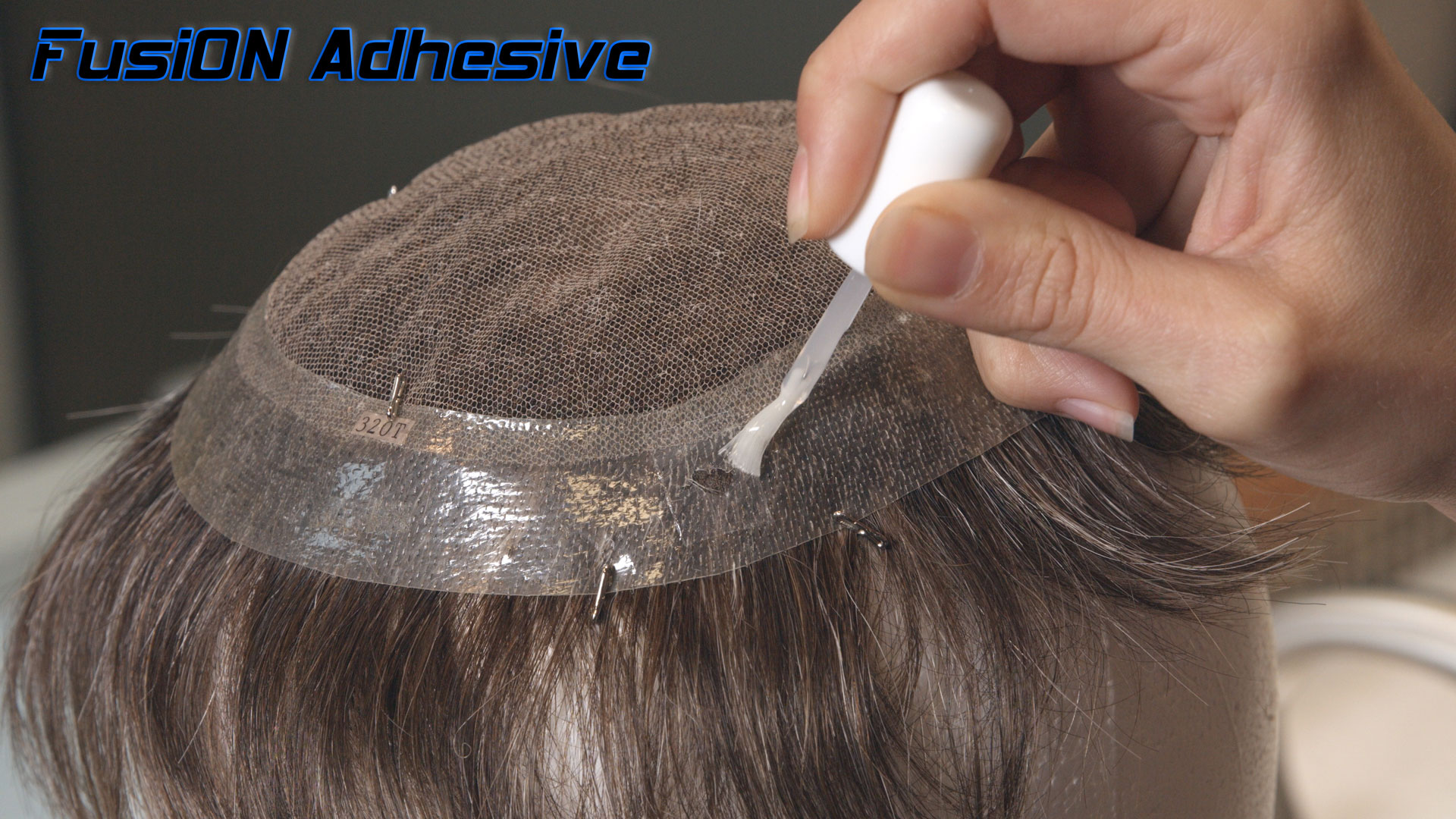 Protez Saç Uygulaması 3. Adım | Protez Saç Nasıl Yapıştırılır?