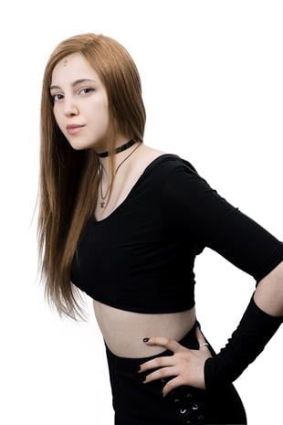 Natali Kadın Medikal Peruk Modeli Kumral Renk