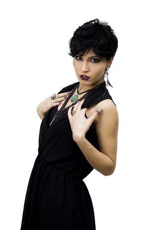 Pixie Kadın Kısa Medikal Peruk