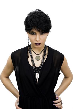 Pixie Kadın Kısa Medikal Peruk